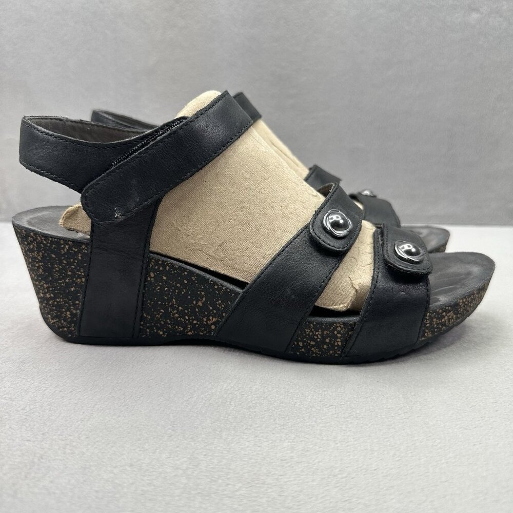 Womens 8.5-9 / EU 39 Dansko Savannah Wedge Sandal Black Waxy Leather Ankle Strap